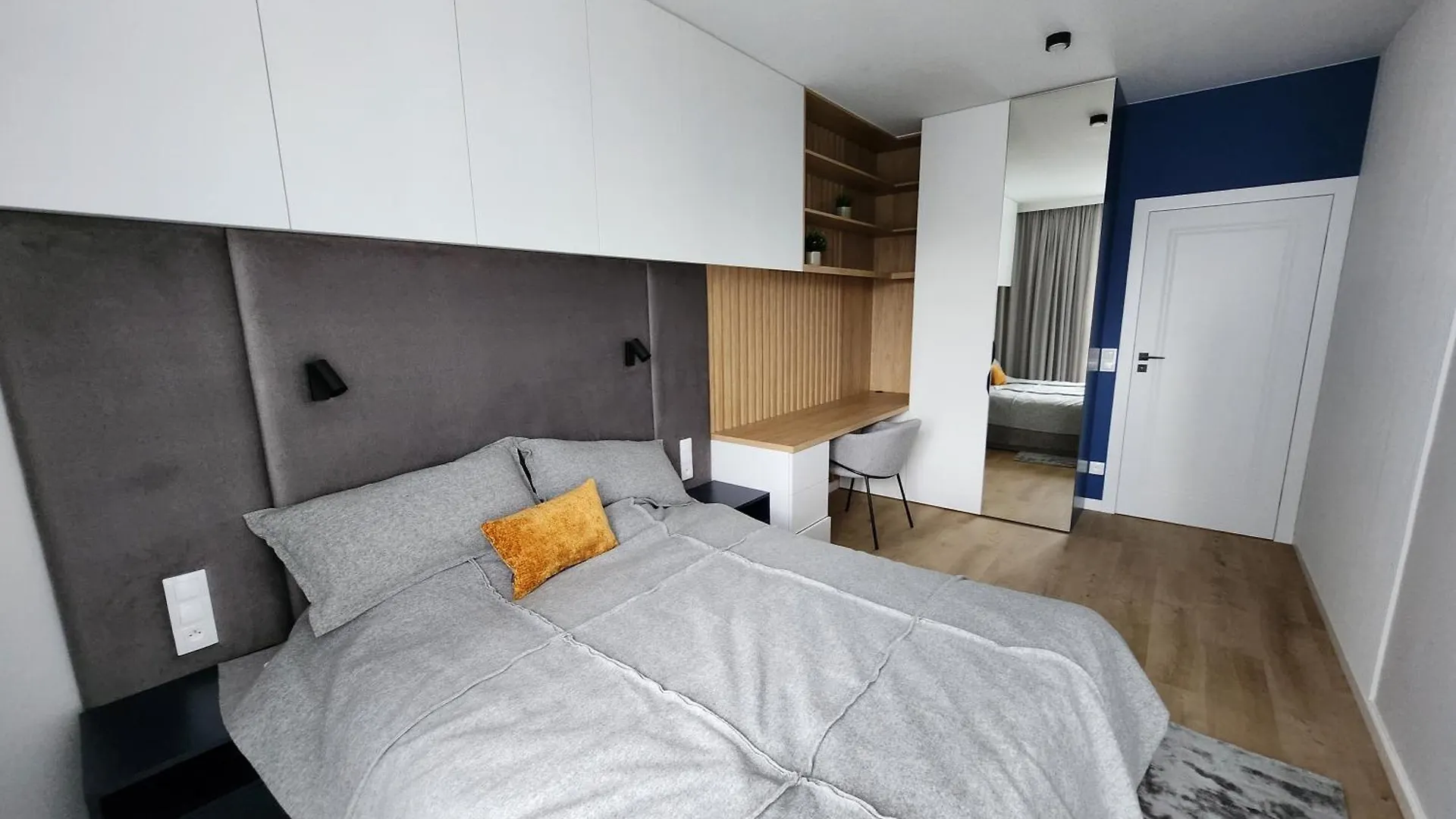 Doki Lifestyle & Food Hall By Lion Apartments Gdańsk 0*,  Polska