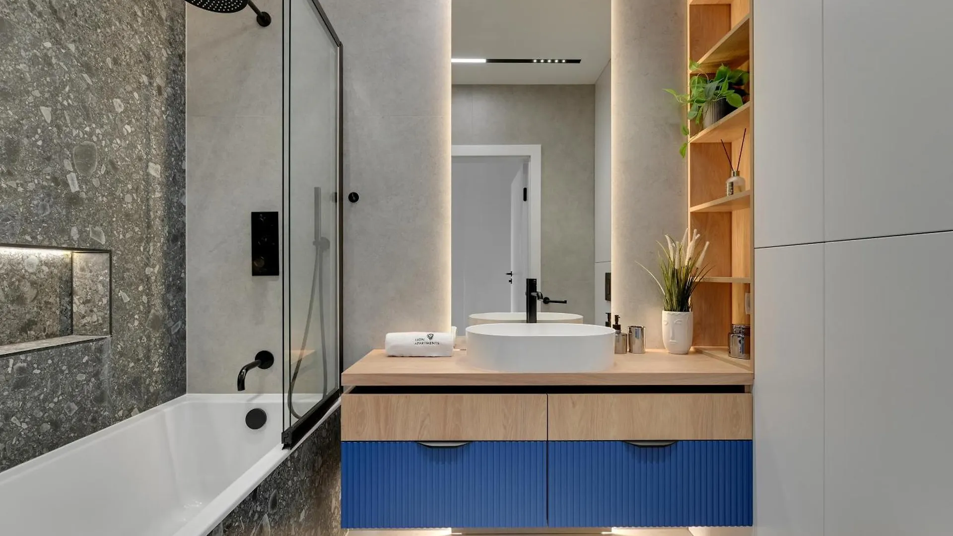 Doki Lifestyle & Food Hall By Lion Apartments Gdańsk 0*,