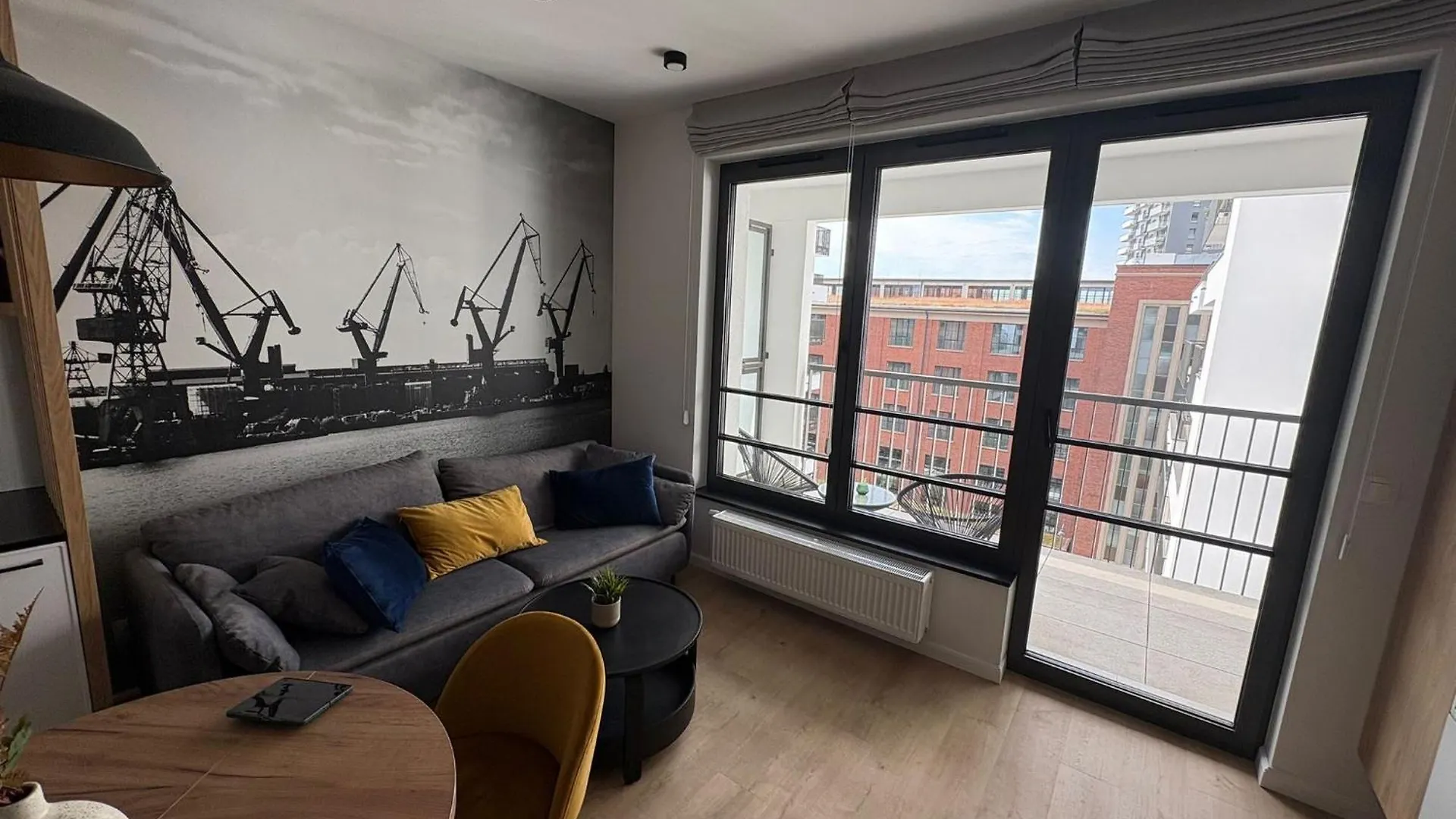 Doki Lifestyle & Food Hall By Lion Apartments Gdańsk